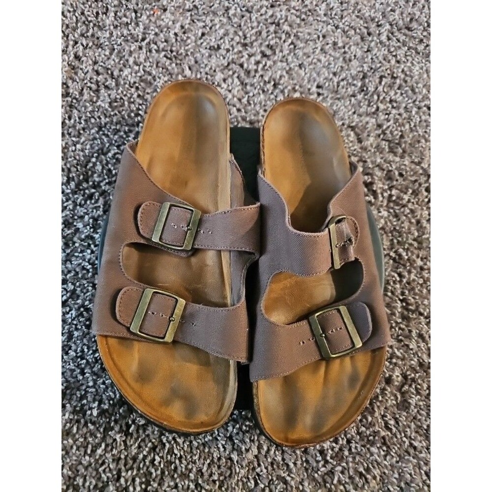 LONDON FOG Buckle Sandals Size 9